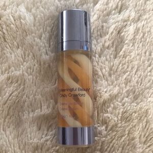 Creme de serum, brand new